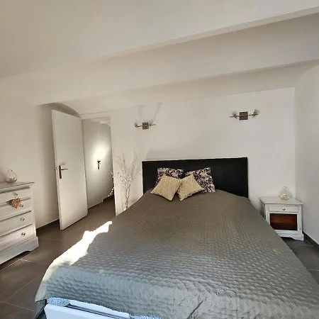 Superbe Maison Avec Piscine En Centre