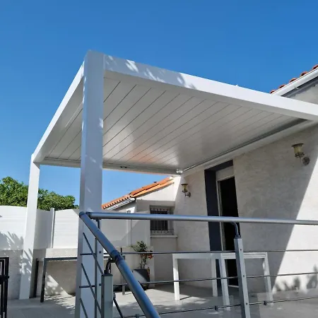 Vila Superbe Maison Avec Piscine En Centre *